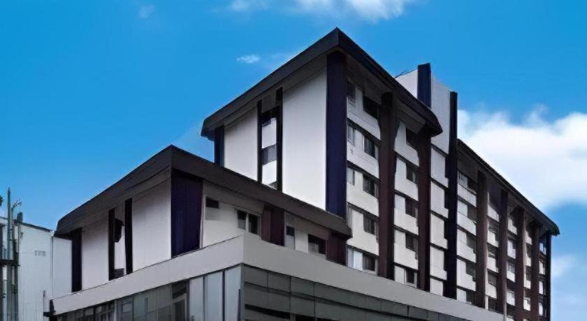 Hotel Business